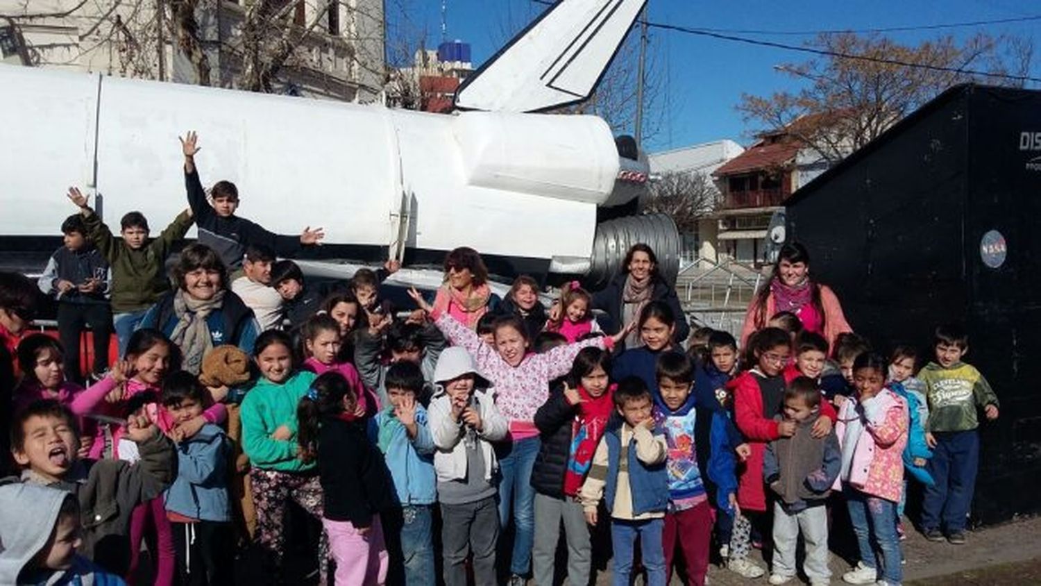 Chicos del Hogar Mitre disfrutaron de la exploración espacial virtual