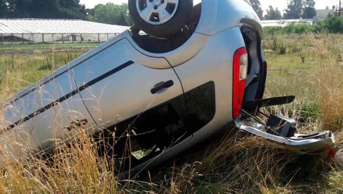 Volcó el auto que conducía con 2,9 gramos de alcohol en sangre