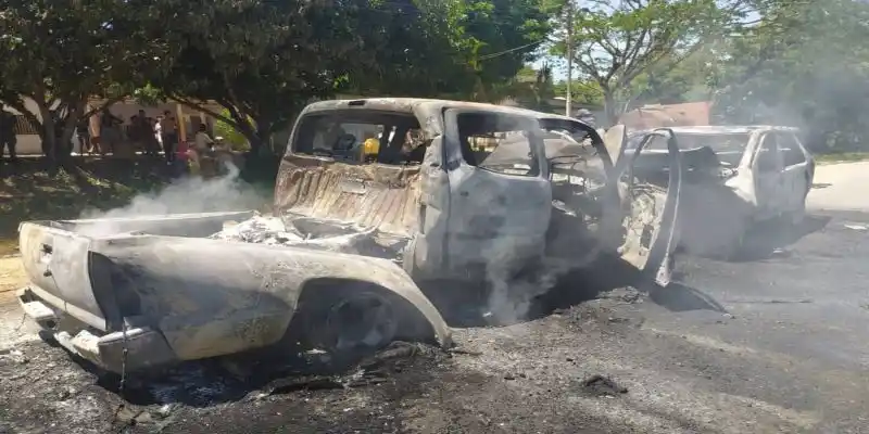 Dos muertos deja colisión frontal en la Morón – Coro