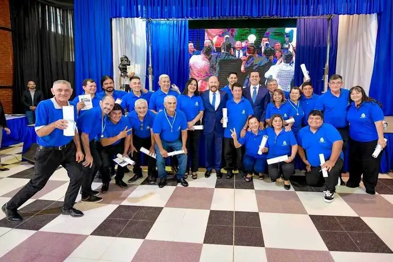 Insfrán presidió el acto de egreso del Programa 
Provincial de Terminalidad Educativa Secundaria