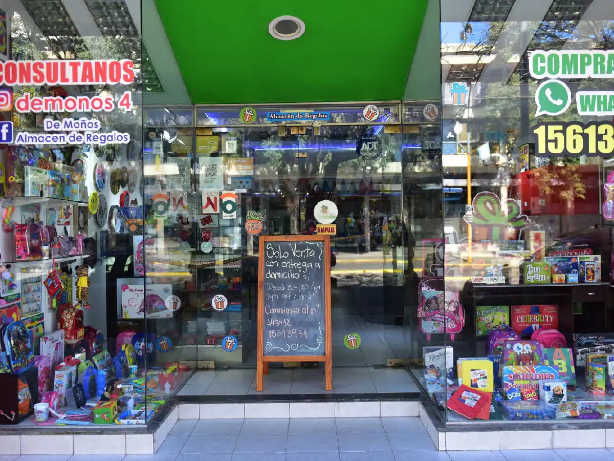 Más de 700.000 trabajadores del sector privado fueron suspendidos en mayo