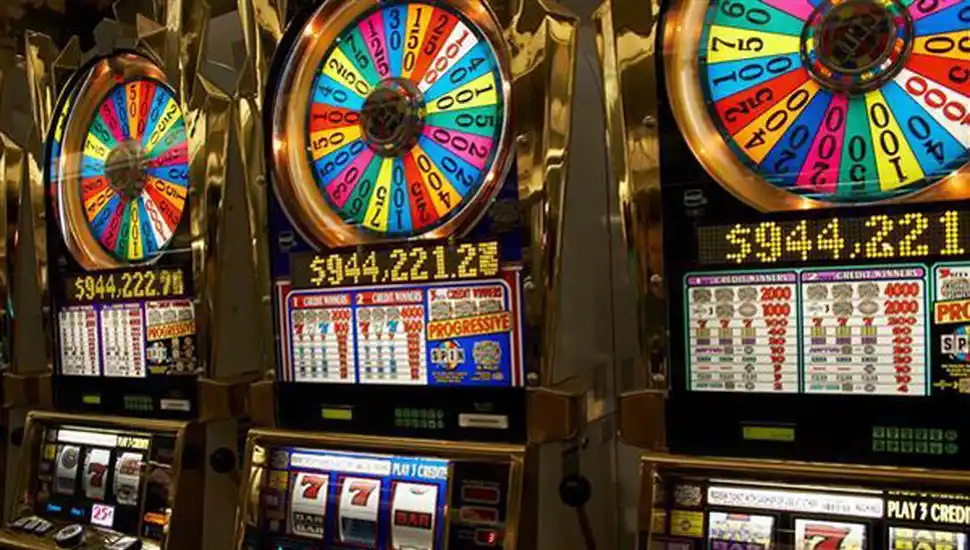 Denuncian recortes del 50% en los sueldos de trabajadores de bingos de Florencio Varela y Avellaneda