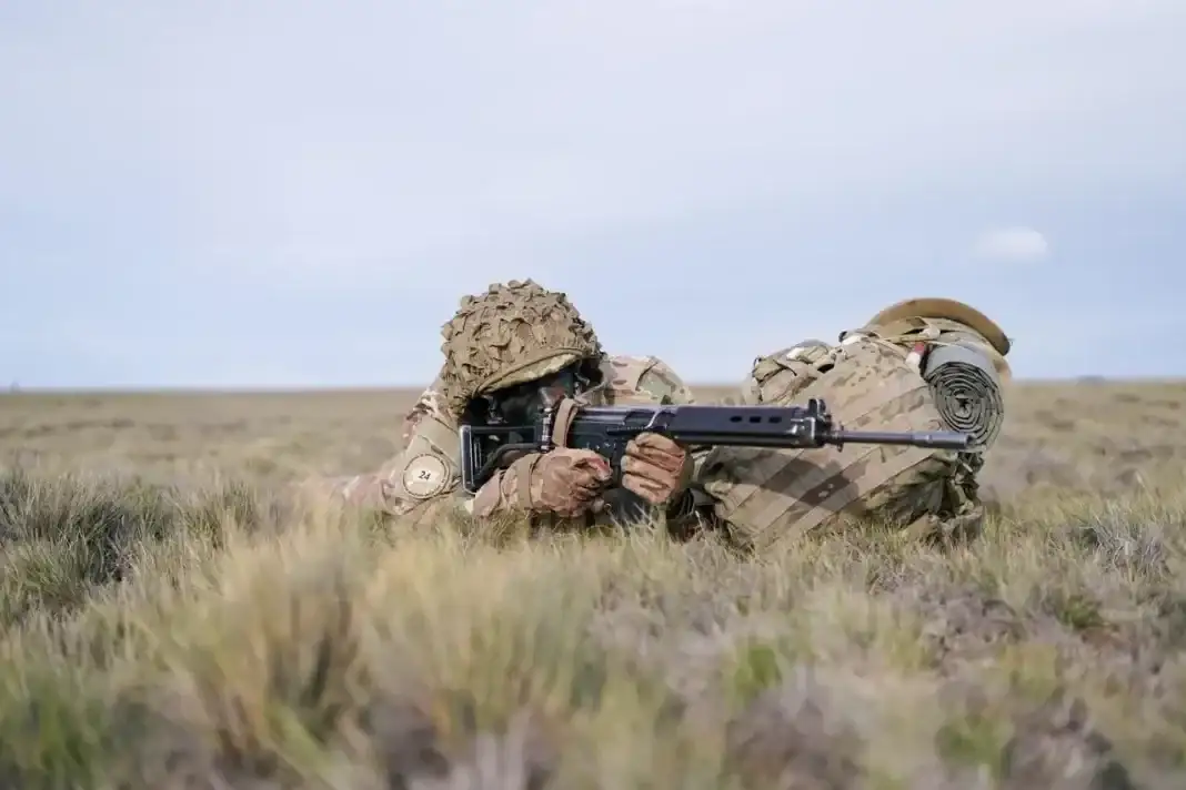 Fuerzas Armadas comenzaron el reemplazo del fusil FAL tras 66 años de servicio