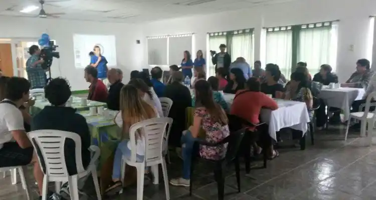 Día de la Diabetes: Comenzó la charla en el CIC