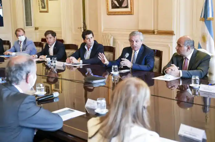 El Presidente impulsa juicio político a la Corte
