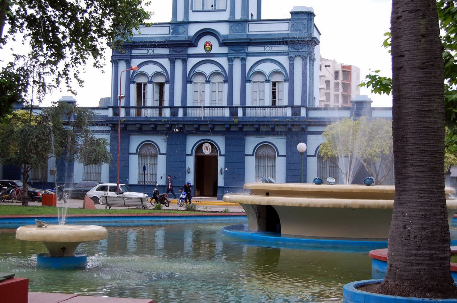 Detuvieron una mujer por violar una orden de restricción y a un hombre por violencia de género