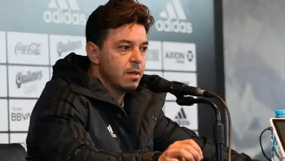 Gallardo se quejó por la ventaja que le dan a Boca