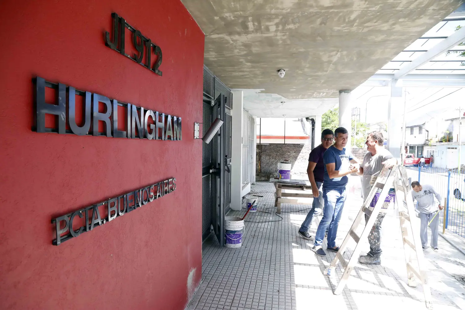 Zabaleta recorrió la obra del nuevo Jardín Nº 912 de Villa Tesei