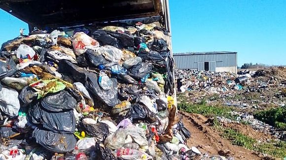 Denunciaron abandono de la planta de reciclado