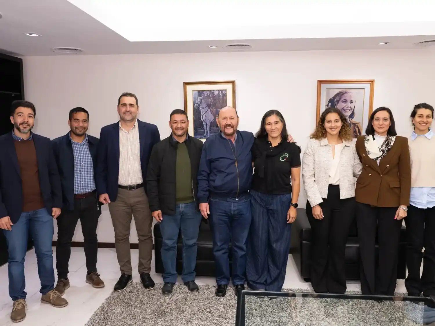 El gobernador Insfrán recibió a la nueva conducción de ingenieros