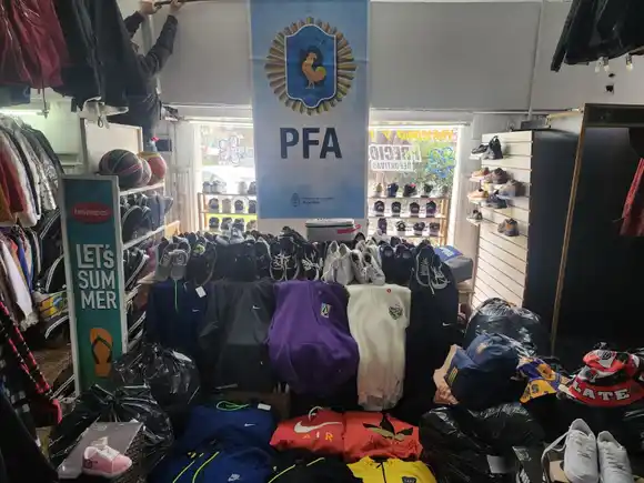 En Mar del Plata, la Policía Federal secuestró indumentaria falsificada valuada en $50 millones