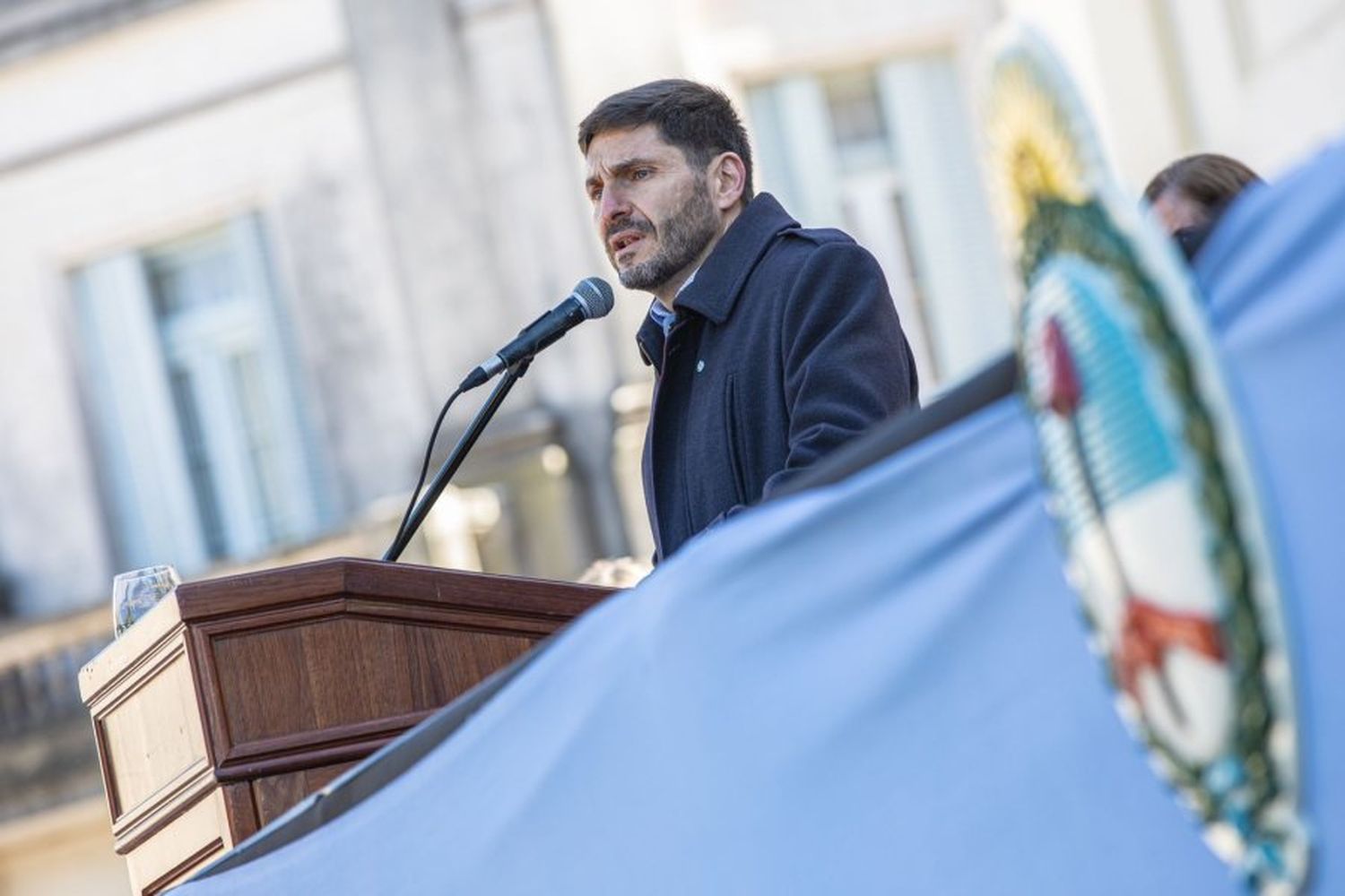 El gobernador de la Provincia encabezó el acto en conmemoración de la Revolución de Mayo