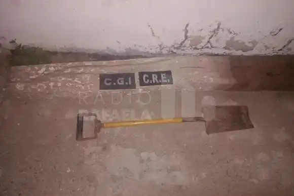 Los atraparon robándose los durmientes de las vías del tren