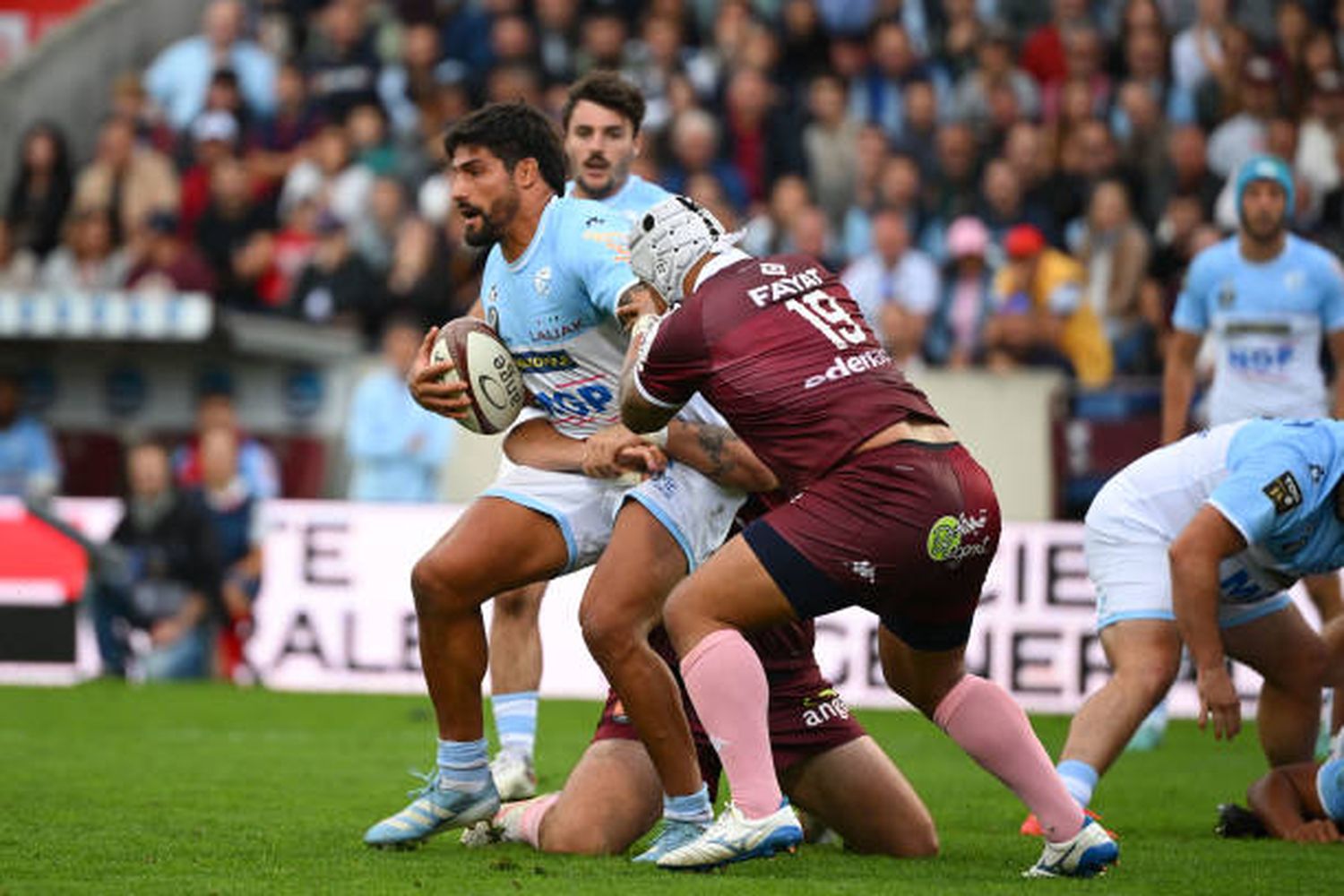 Rodrigo Bruni en acción ante Bordeaux.