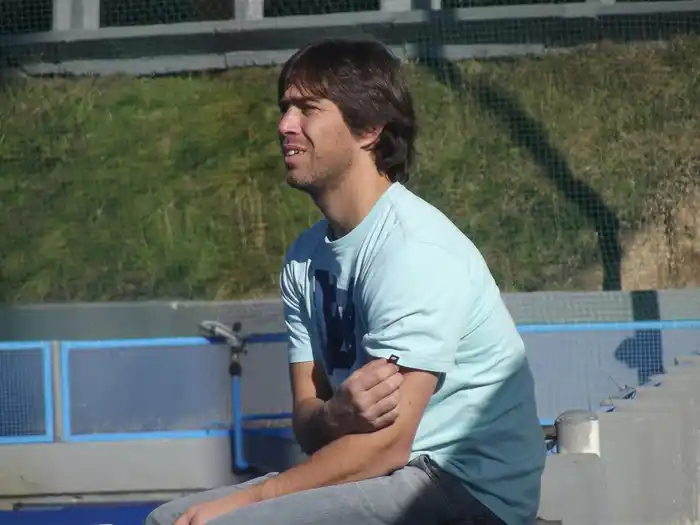 Santiago Whelan, entrenador de MDQ 06 Hockey Club. 