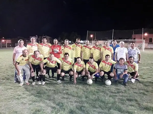 Sporting y Central Larroque definen el Torneo de Veteranos