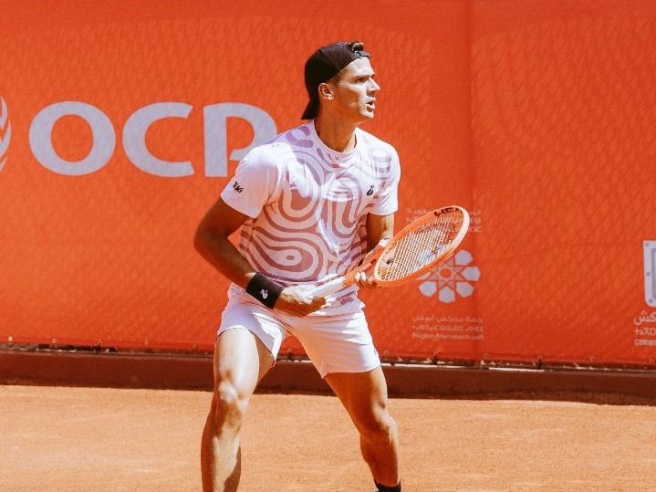 La Mojarra se recuperó de un primer set adverso y terminó ganando cómodamente.