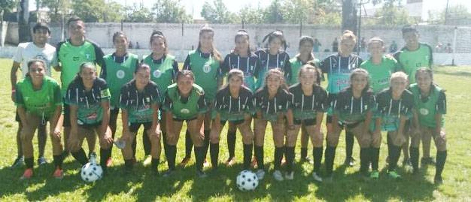 Estudiantes goleó en la primera fecha del fútbol femenino