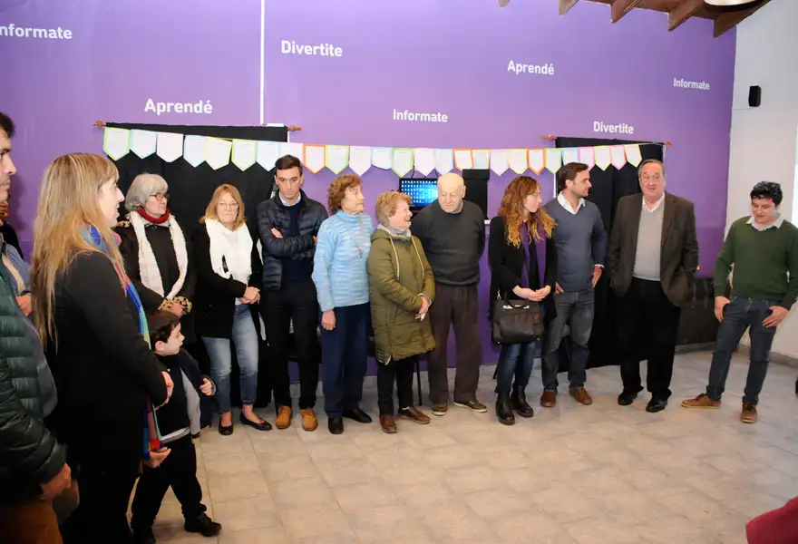 Autoridades nacionales y municipales inauguraron en Tandil el Punto Digital