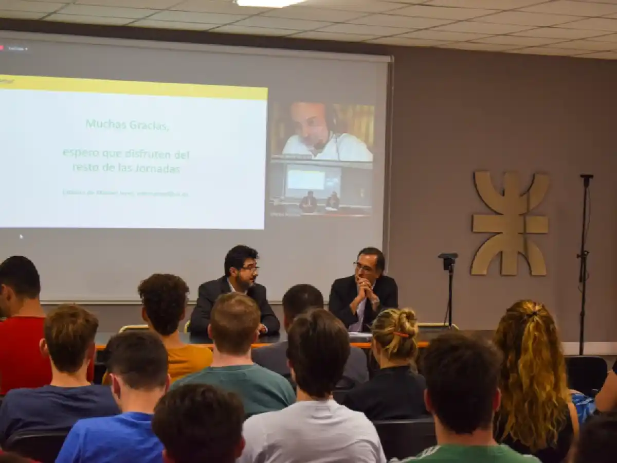 La UTN organizó una disertación sobre “Ciudades sostenibles, saludables, inclusivas"
