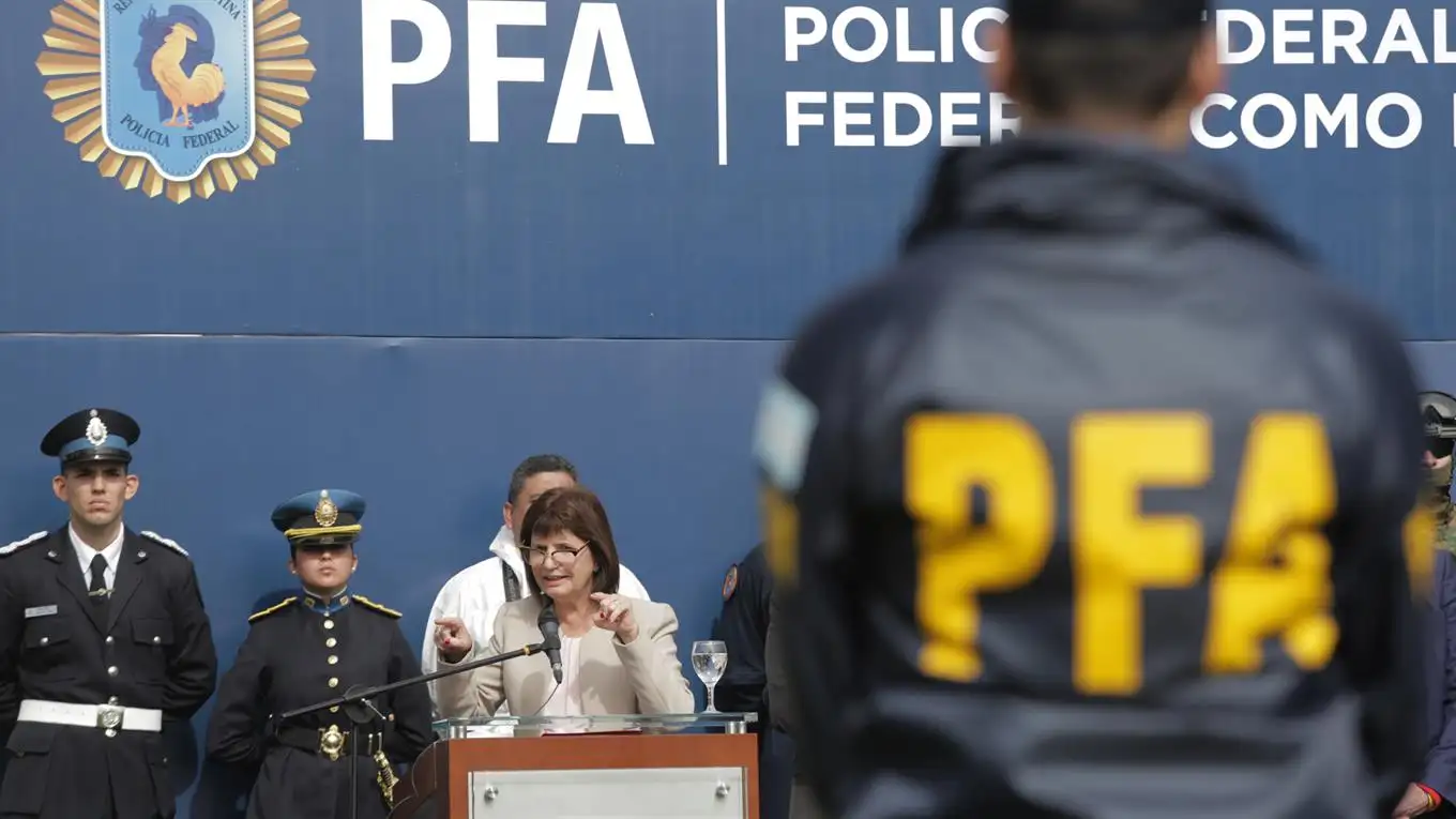 Detuvieron a dos mexicanos con más de mil kilos de cocaína