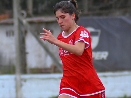 “Sabemos que está dura la mano, pero es su sueño”: Milagros necesita ayuda para viajar al Mundial de fútbol 7 en Brasil
