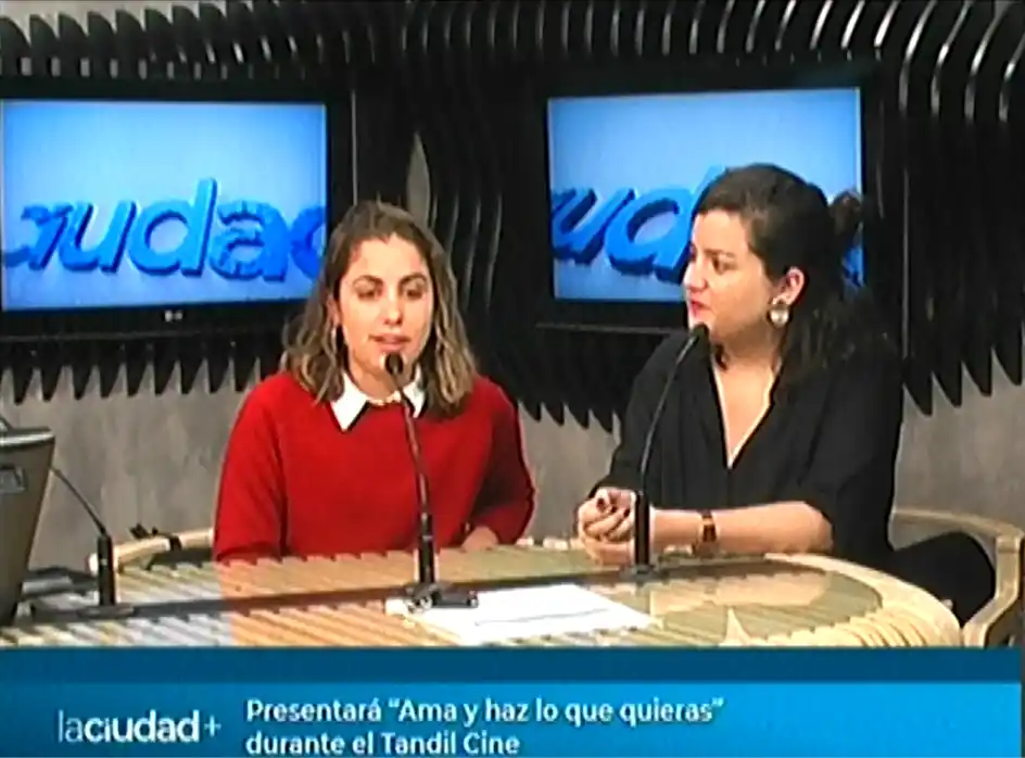 Laura Plasencia presenta "Ama y haz lo que quieras" durante el Tandil Cine | La Ciudad
