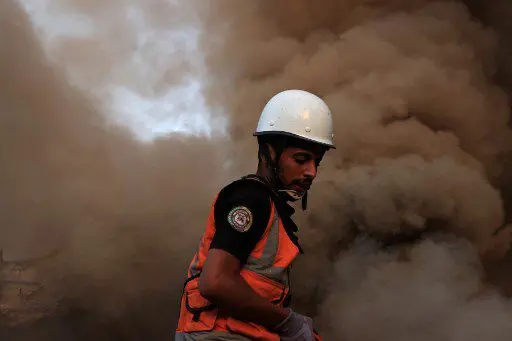 Israel ataca un convoy de ambulancias en Gaza y un hospital: ¡INDIGNACIÓN MUNDIAL!