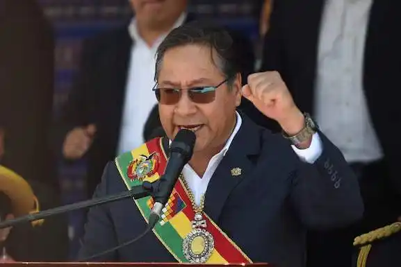 Luis Arce consolida su influencia dentro del MAS, con el respaldo del Tribunal Constitucional
