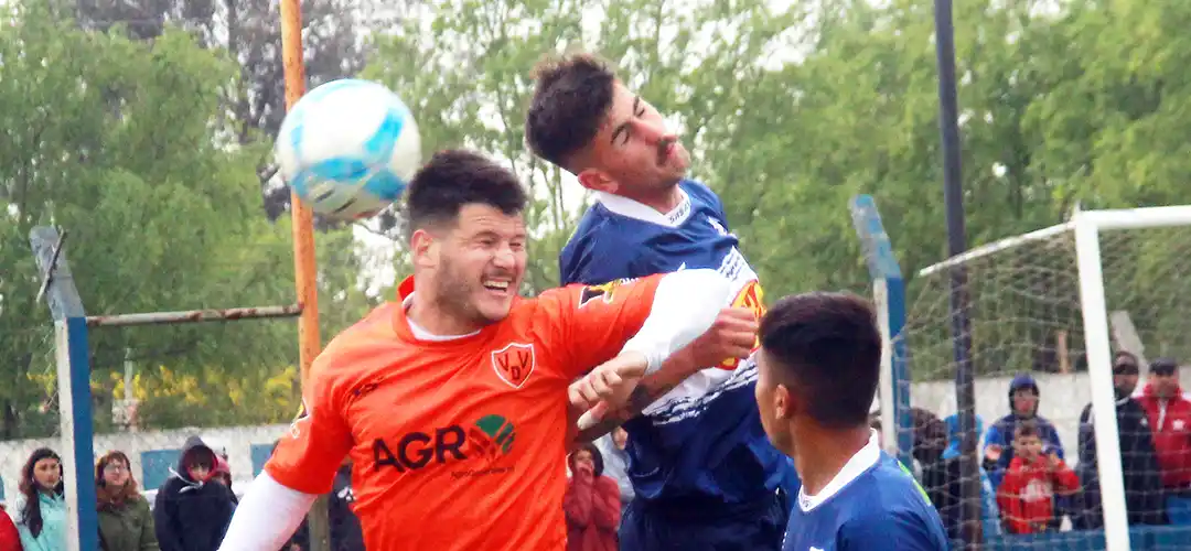 No gustó, pero goleó y lidera