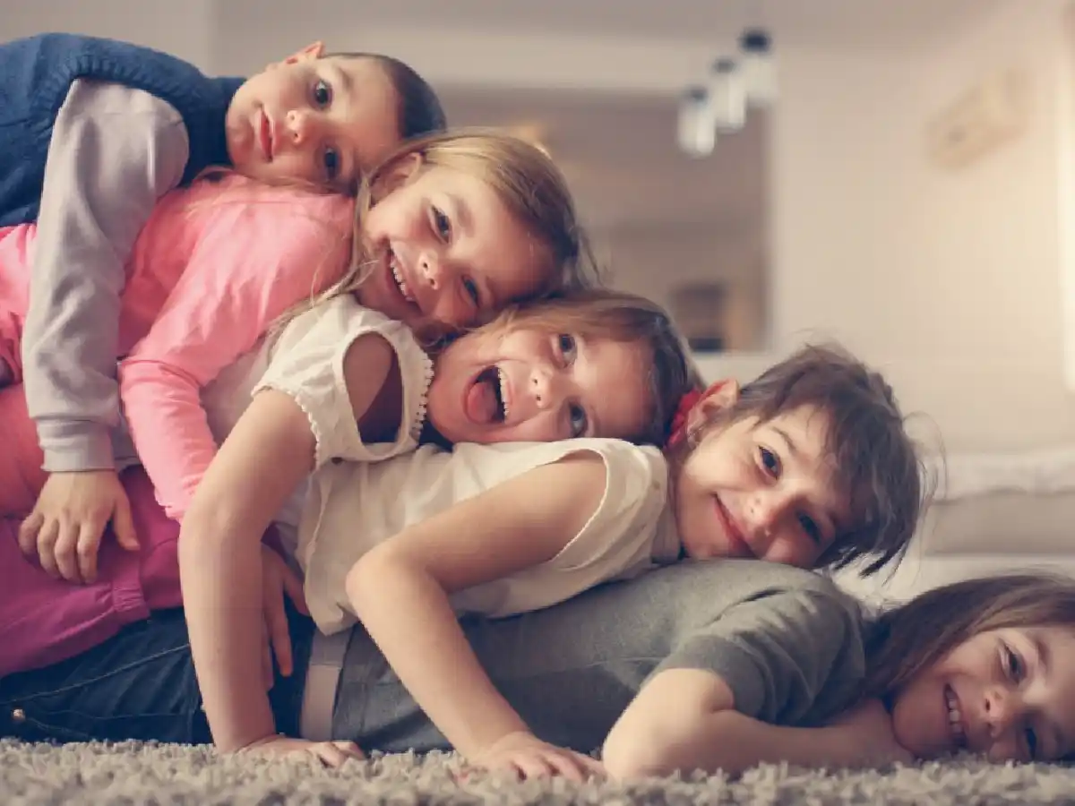 ¿Por qué las personas que tienen tres o más hijos envejecen antes?