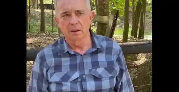 URIBE SE DEFIENDE dice que acusaciones en su contra son “cuentos” y “cortinas de humo” (+Video)