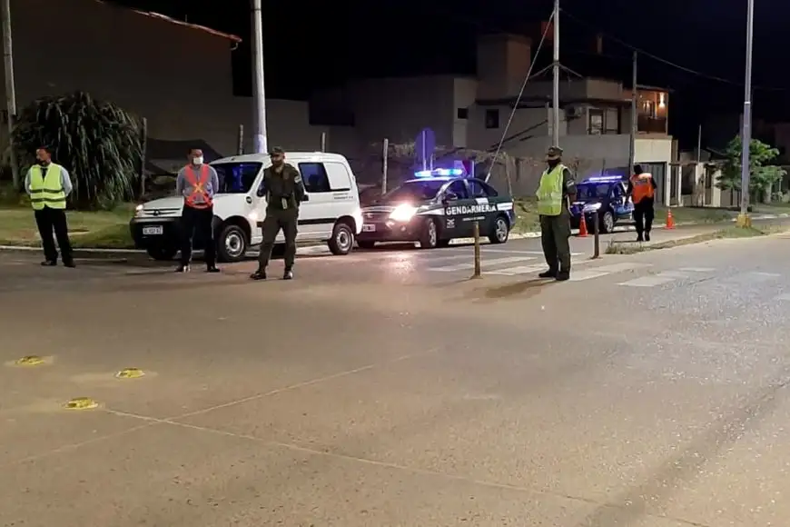 Actas por circular de noche y fiestas clandestinas: los operativos del fin de semana