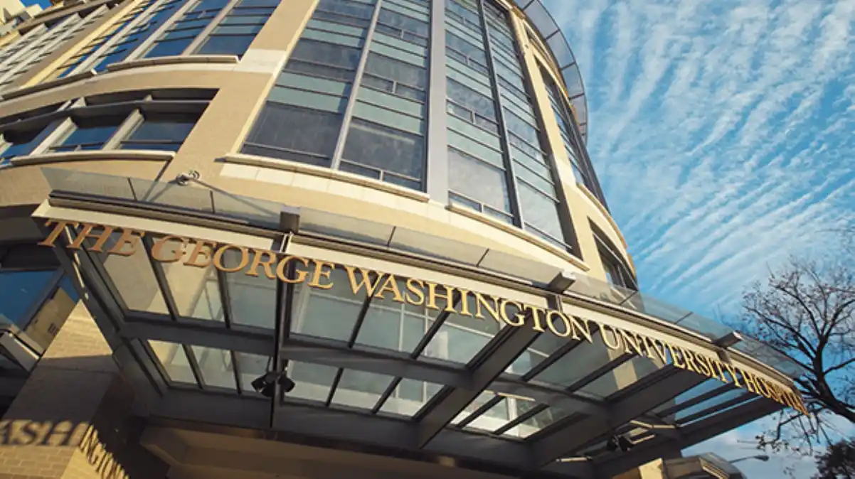 DE LA MOTO A LA BICICLETA ELÉCTRICA: Edmundo fue atropellado, pero «pasito», y anuncia que va rumbo a Miami