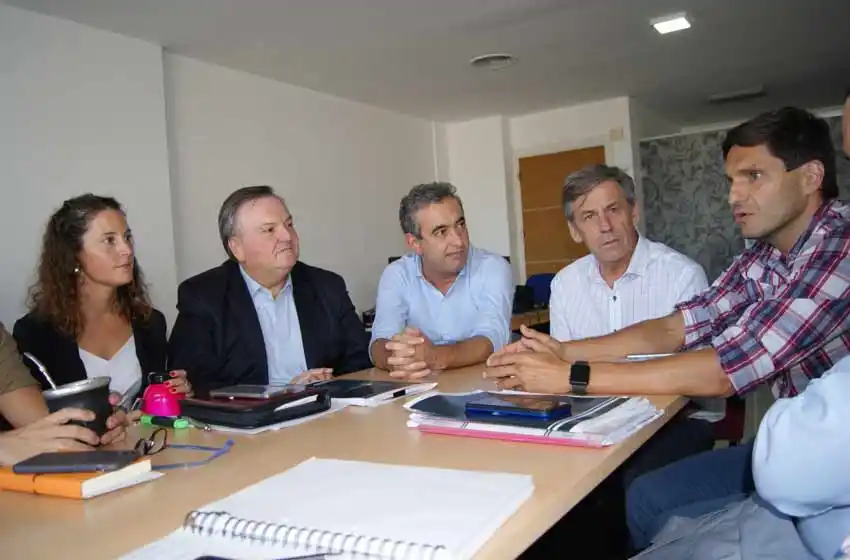 Reunión para analizar la Emergencia enviada por el Ejecutivo: «Fue muy positiva», dijo el intendente Javkin