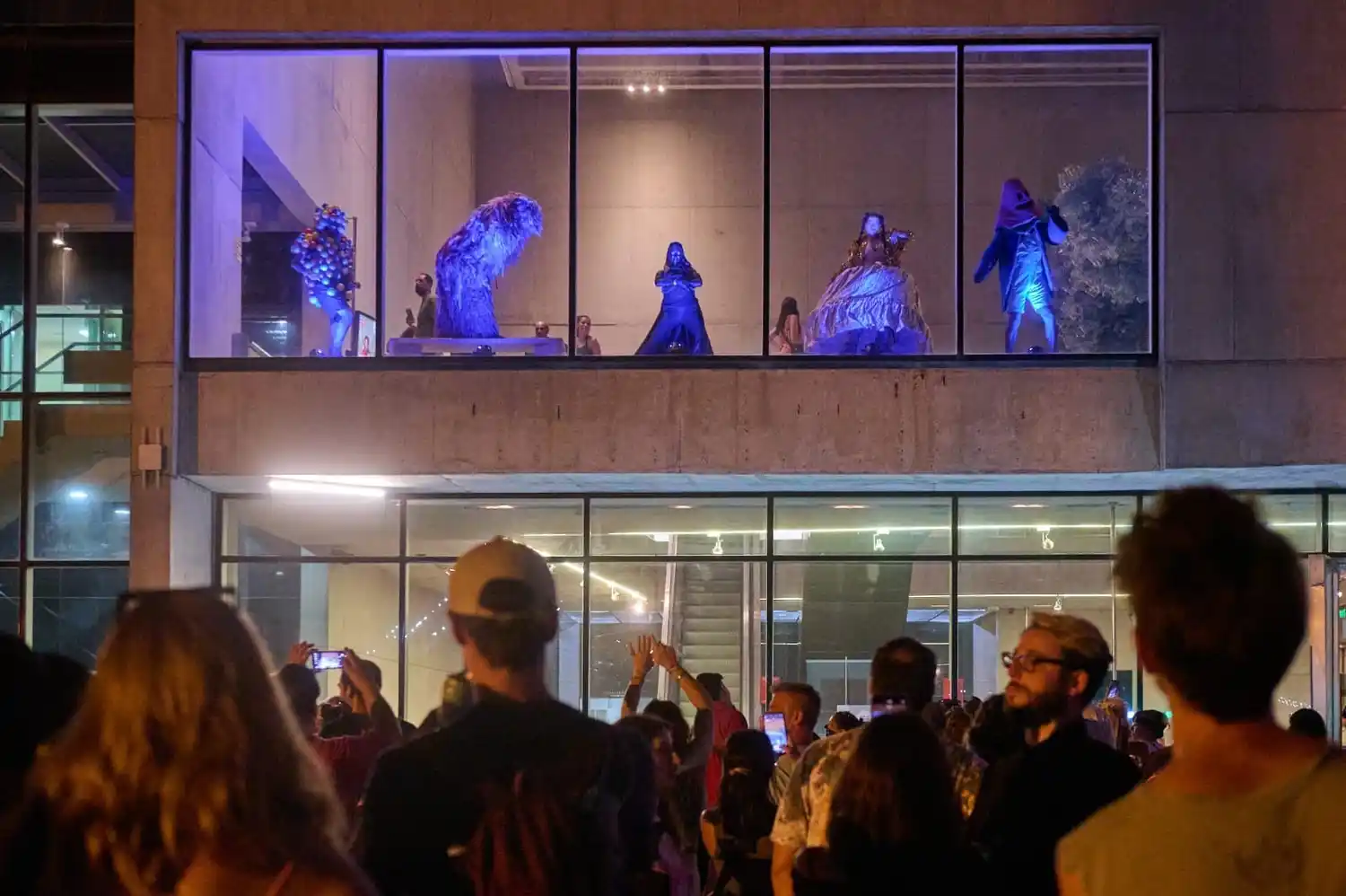 Hoy a partir de las 18:30 el Festival Hora Mágica combinará música en vivo, sets de DJ y diversas intervenciones artísticas.