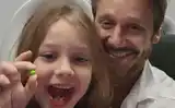 La tierna foto de Benjamín Vicuña con su hija Magnolia a la distancia que emocionó por un detalle especial