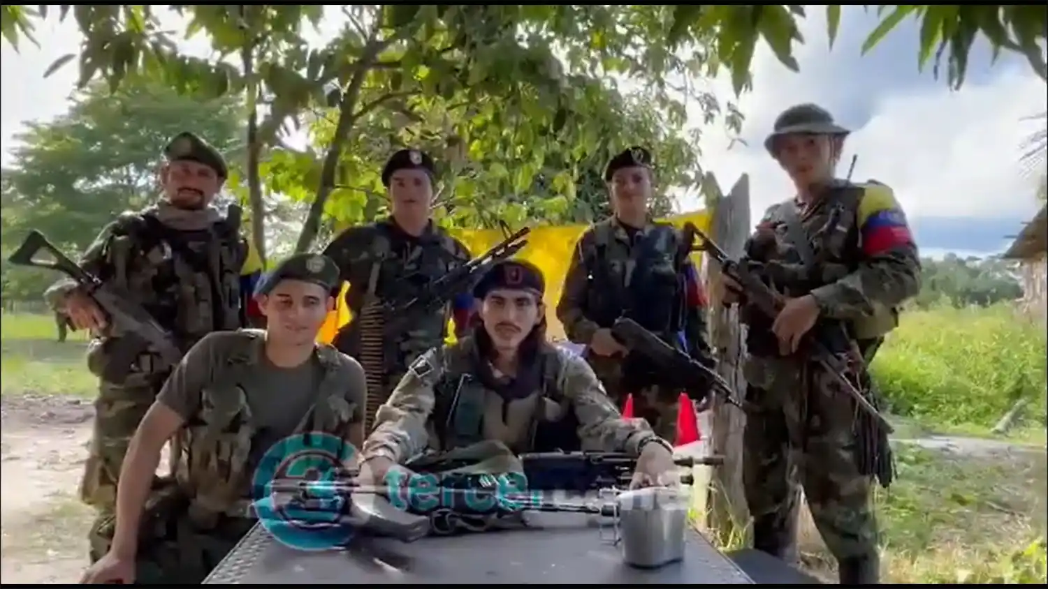 Las FARC declaran la GUERRA al Gobierno Petro