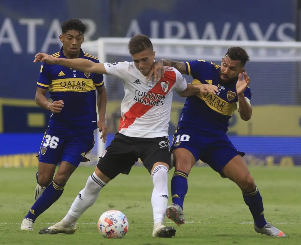Boca y River pudieron ganarlo y terminaron a mano