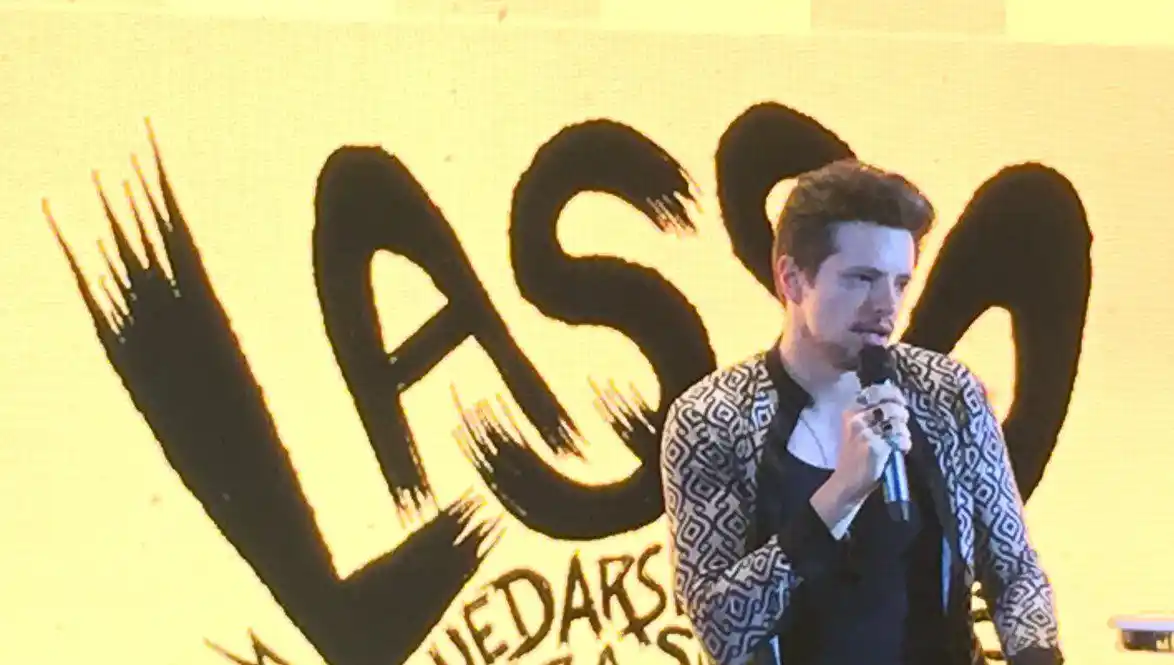 Lasso promete show teatral en su gira