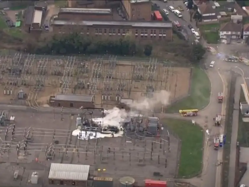 El cierre de Heathrow genera alteraciones masivas en el tráfico aéreo mundial.