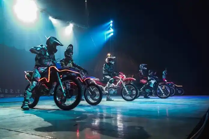 MOTOS CIRCO