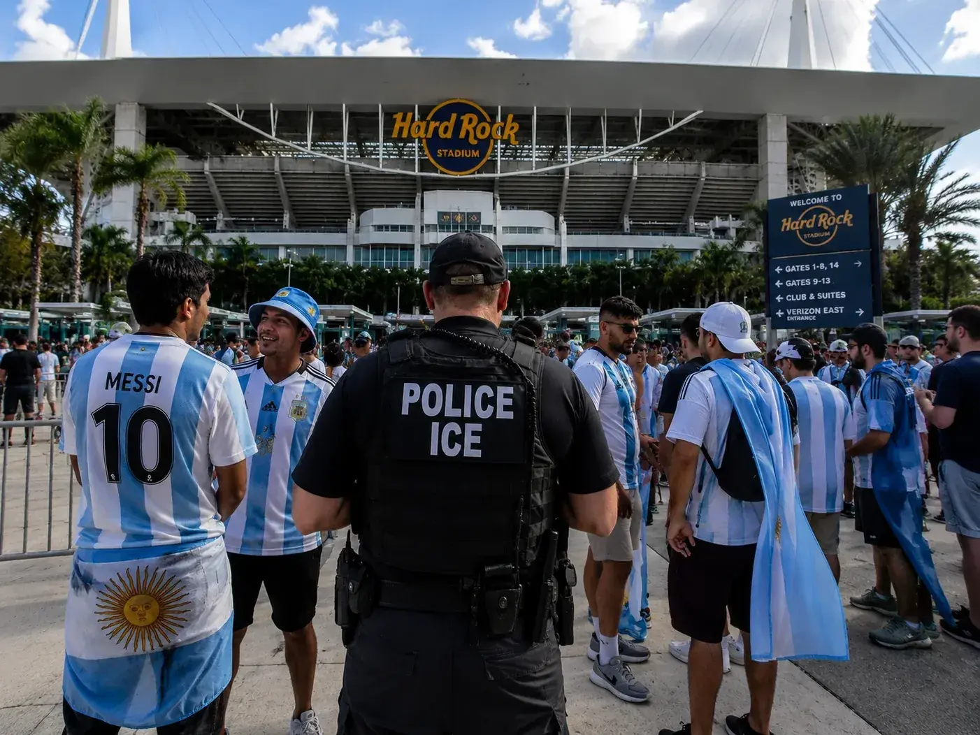 Se endurecen los controles de seguridad en Miami ante la presencia de hinchas argentinos sin entradas, que estarán en el Hard Rock para el partido de la Scaloneta ante Cabo Verde. Fot: IA