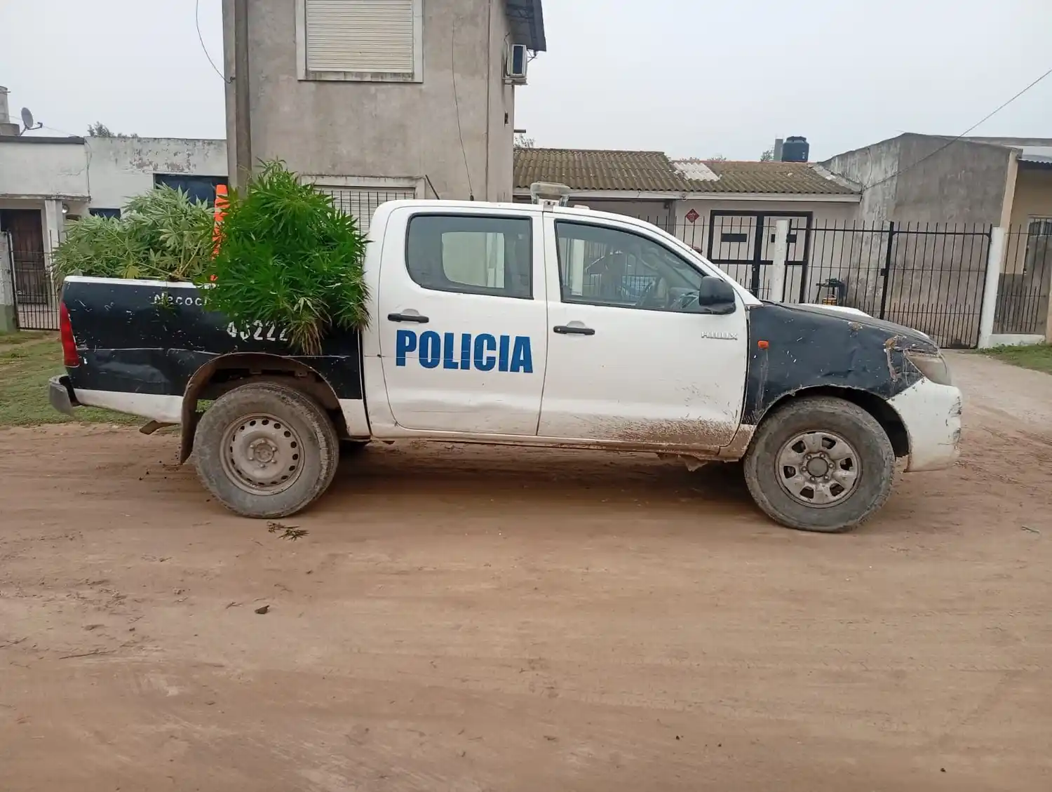 Desbaratan violento robo con disparos tras allanamiento y detienen a dos hombres