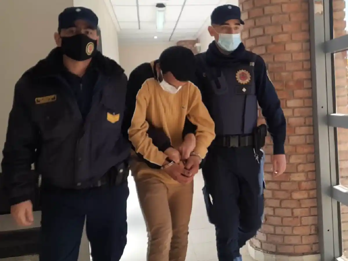 Indagan a los sospechosos por el crimen del ferretero  