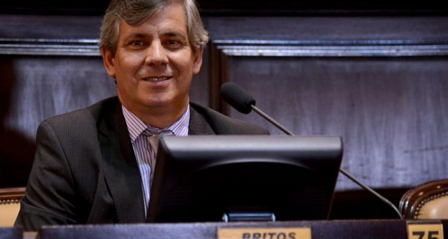 Aprobaron proyecto de Britos que beneficia a policías heridos y familiares de fallecidos