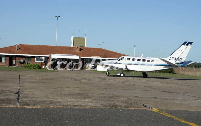 Tareas de mantenimiento en el aeródromo