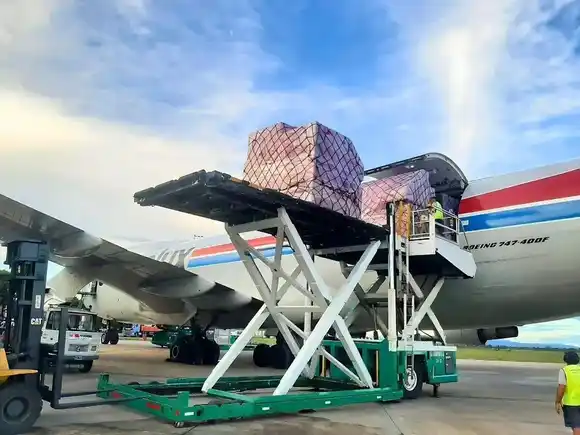 MotoGP Argentina 2025: llegó el cargamento con los equipos para la gran carrera en Termas de Río Hondo