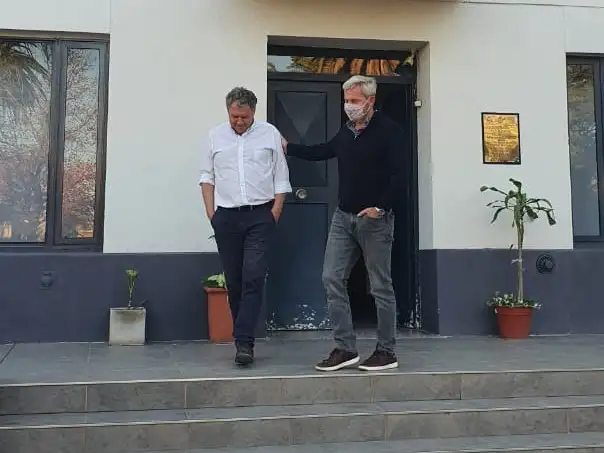 Frigerio suma intendentes radicales a su bloque