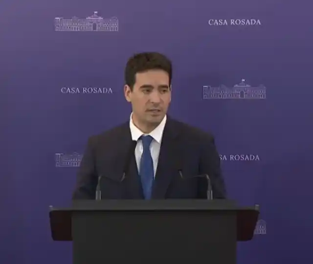 Ravier calificó como un “honor” asumir la portavocía del presidente Javier Milei.